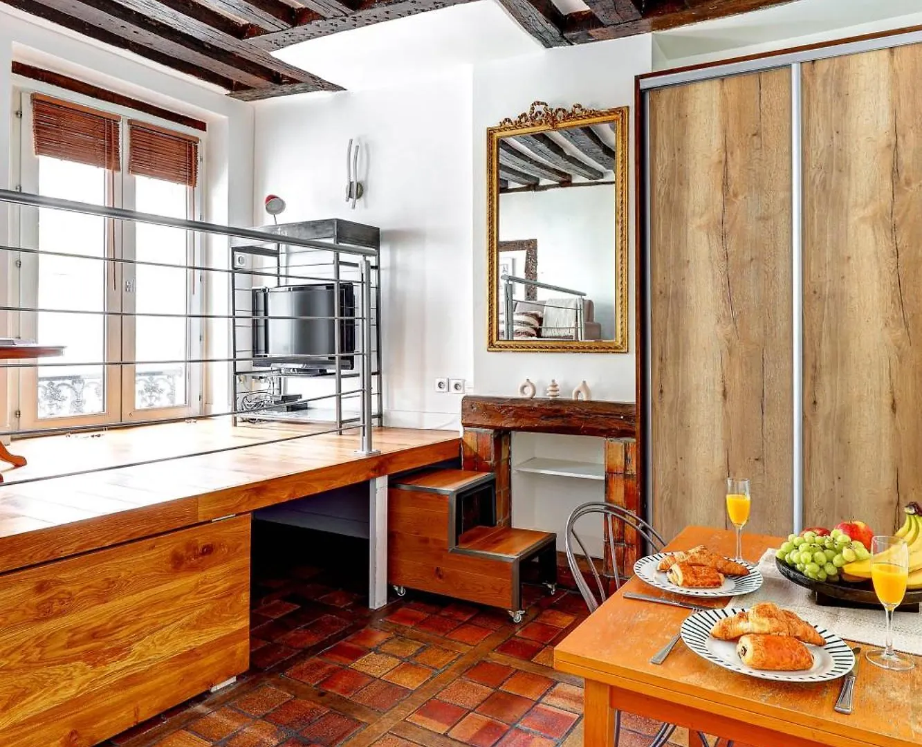 Charming Studio Near Notre-Dame & Marais Paris Lejlighed