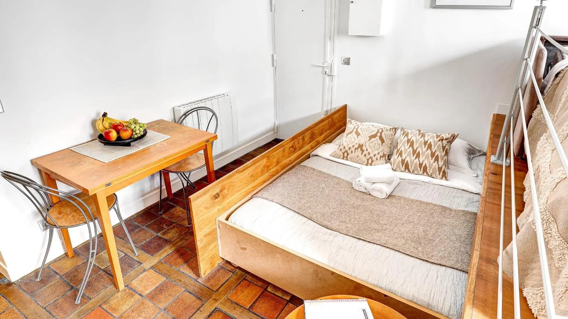Charming Studio Near Notre-Dame & Marais Paris